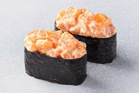 Суши Острый лосось (2 шт.)