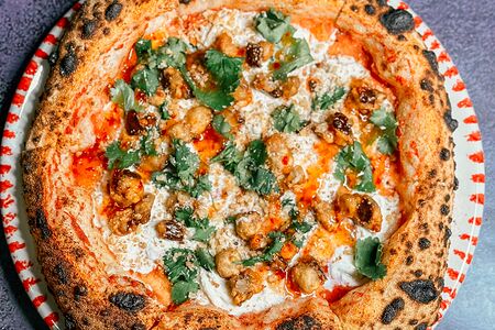 Пицца баклажаны со страчателлой