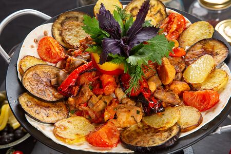 Садж со свининой