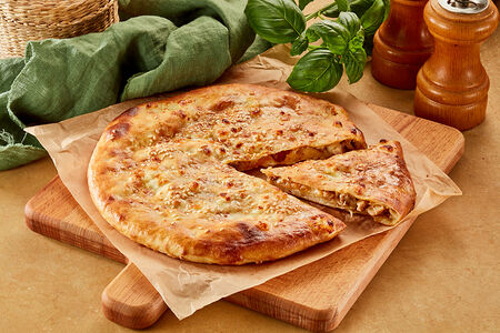 Кубдари с курицей и сыром