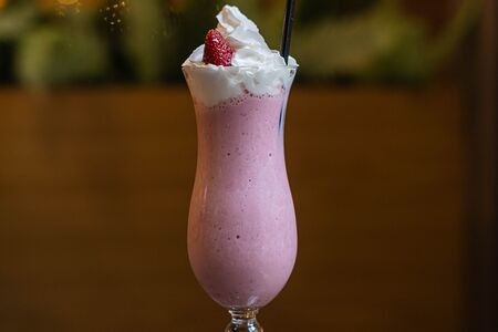 Милкшейк клубничный