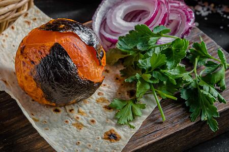 Шашлык из свежих помидоров