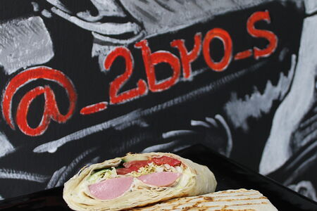 Хот-дог в обычном лаваше