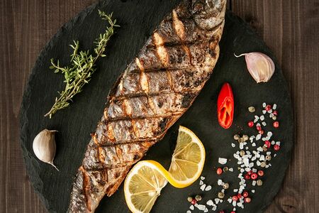 Форель речная на углях