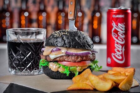 Фирменный Чизбургер B & B