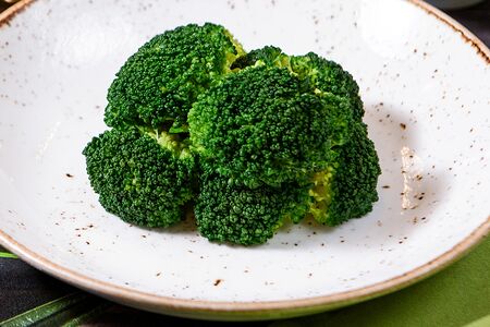 Брокколи на пару