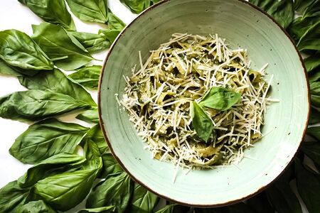 Феттуччине Песто