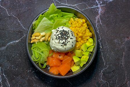 Поке с лососем