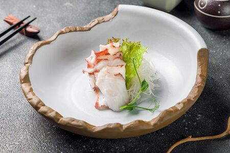 Сашими Осьминог