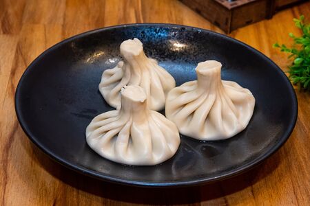 Хинкали с грибами варёные