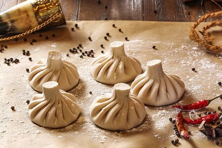 Хинкали со свининой и говядиной