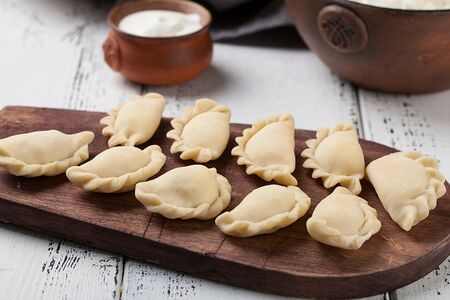 Пельмени ручной лепки (Полуфабрикат)