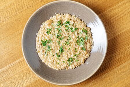Ризотто с белыми грибами и пармезаном