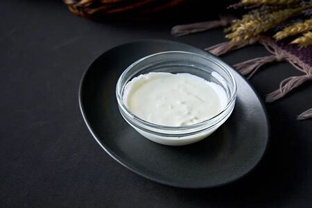 Соус сметанный с чесночком