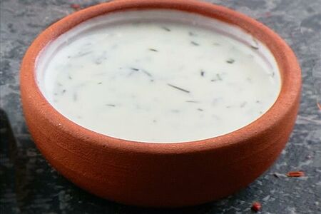 Мацони с чесноком