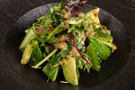 Киноа сарада