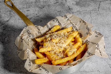 Картофель фри с пармезаном и трюфелем