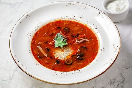 Солянка Мясная