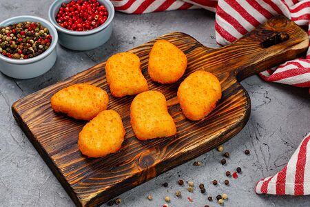 Куриные наггетсы