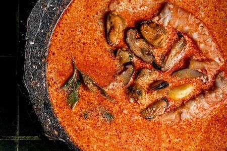 Суп Том Ям Тхале