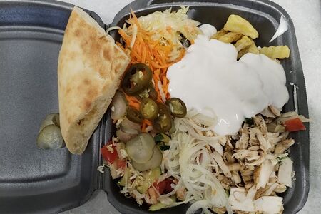 Шаверма на тарелке