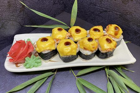 Ролл №119 Краб-чиз с лососем запеченный