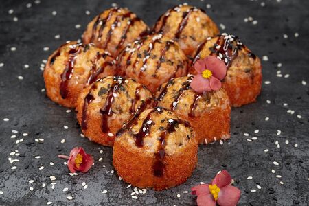 Запеченная шапка с мидиями