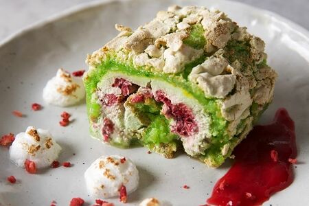 Фисташковый рулет