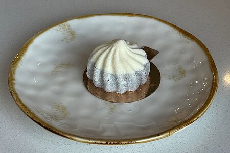 Три шоколада