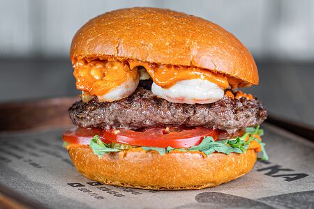 Бургер с креветками