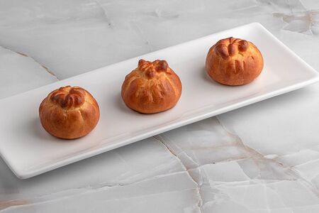 Пирожки с вишней