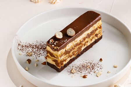 Фундучный торт