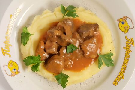 Гуляш из индейки