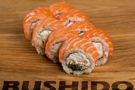 Мега Филадельфия со снежным крабом