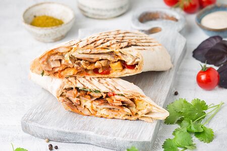 Шаурма со свининой классическая