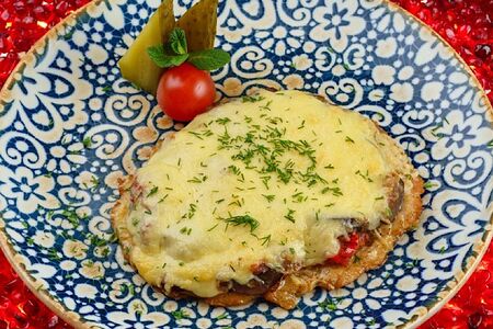 Куриные грудки запеченные с овощами и сыром