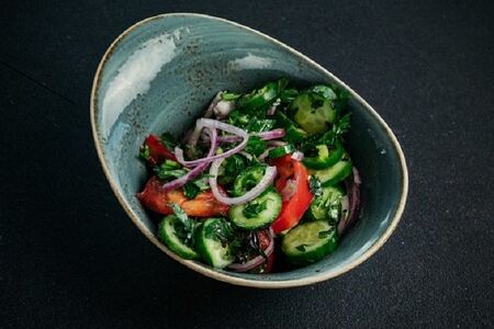 Салат по-грузински