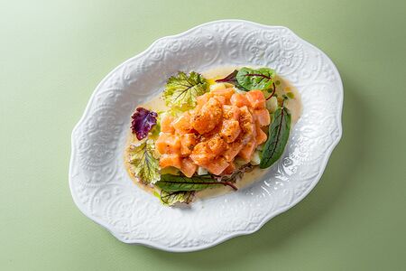 Тартар лосось с авокадо