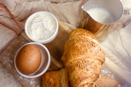 Круассан с ветчиной и сыром