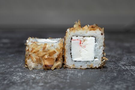 Ролл Бонито чиз краб