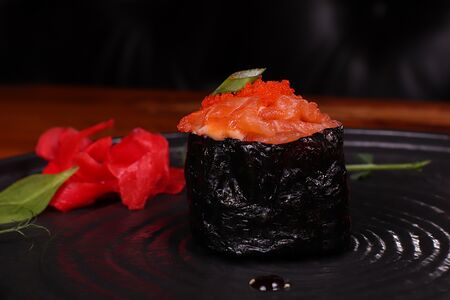 Карай с лососем