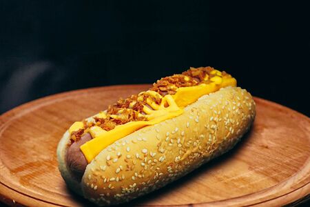 Чиз-дог с куриной колбаской