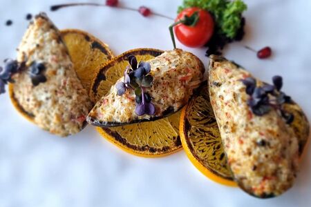 Мидии запечённые под крабовым соусом