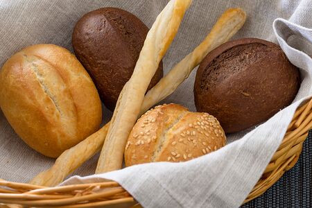 Корзинка домашнего хлеба
