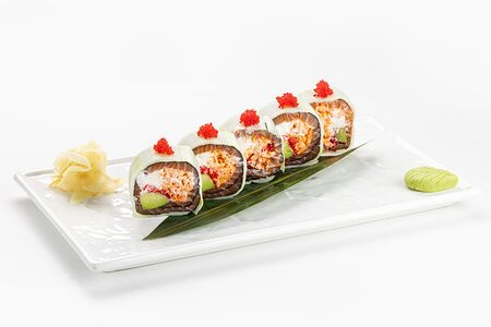 Ролл с камчатским крабом