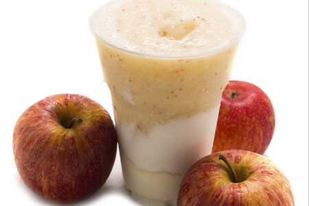 Яблочный молочный коктейль