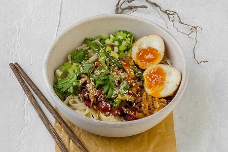 Говядина Донг боро с лапшой