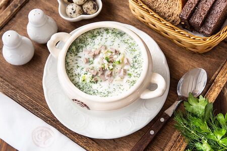 Окрошка на кефире