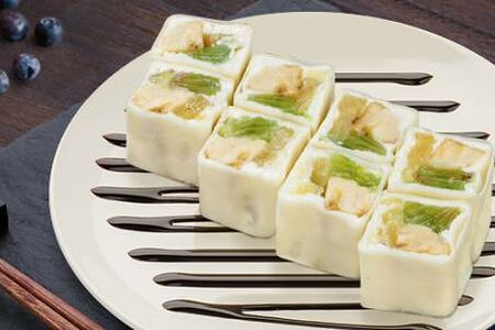 Сочный фрукт