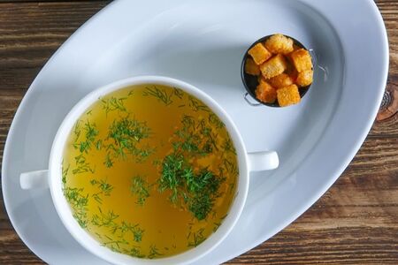 Бульон куриный